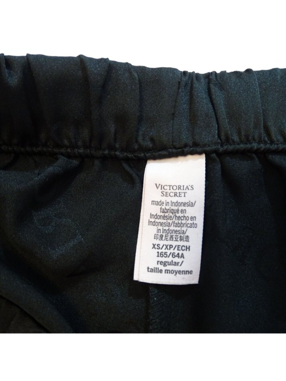Victorias Secret 2 pc Black Pajama Set Satin Logo Jacquard Size XS Long Sleeve - Picture 11 of 16